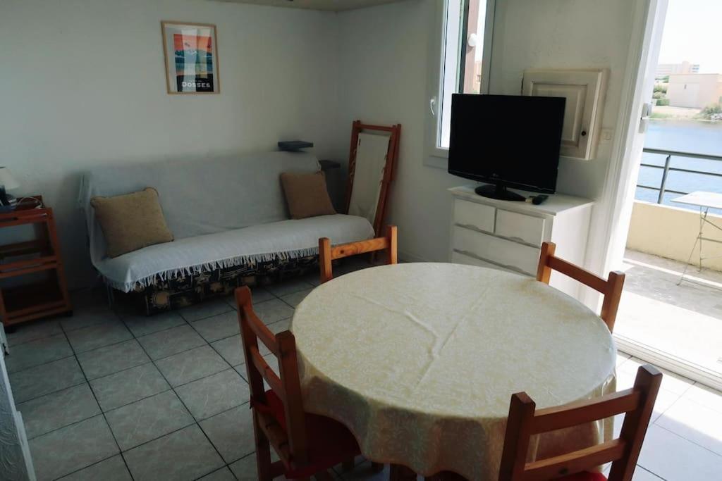 Appartement Coup De Coeur Les Pieds Dans L'Eau Le Barcares Bagian luar foto
