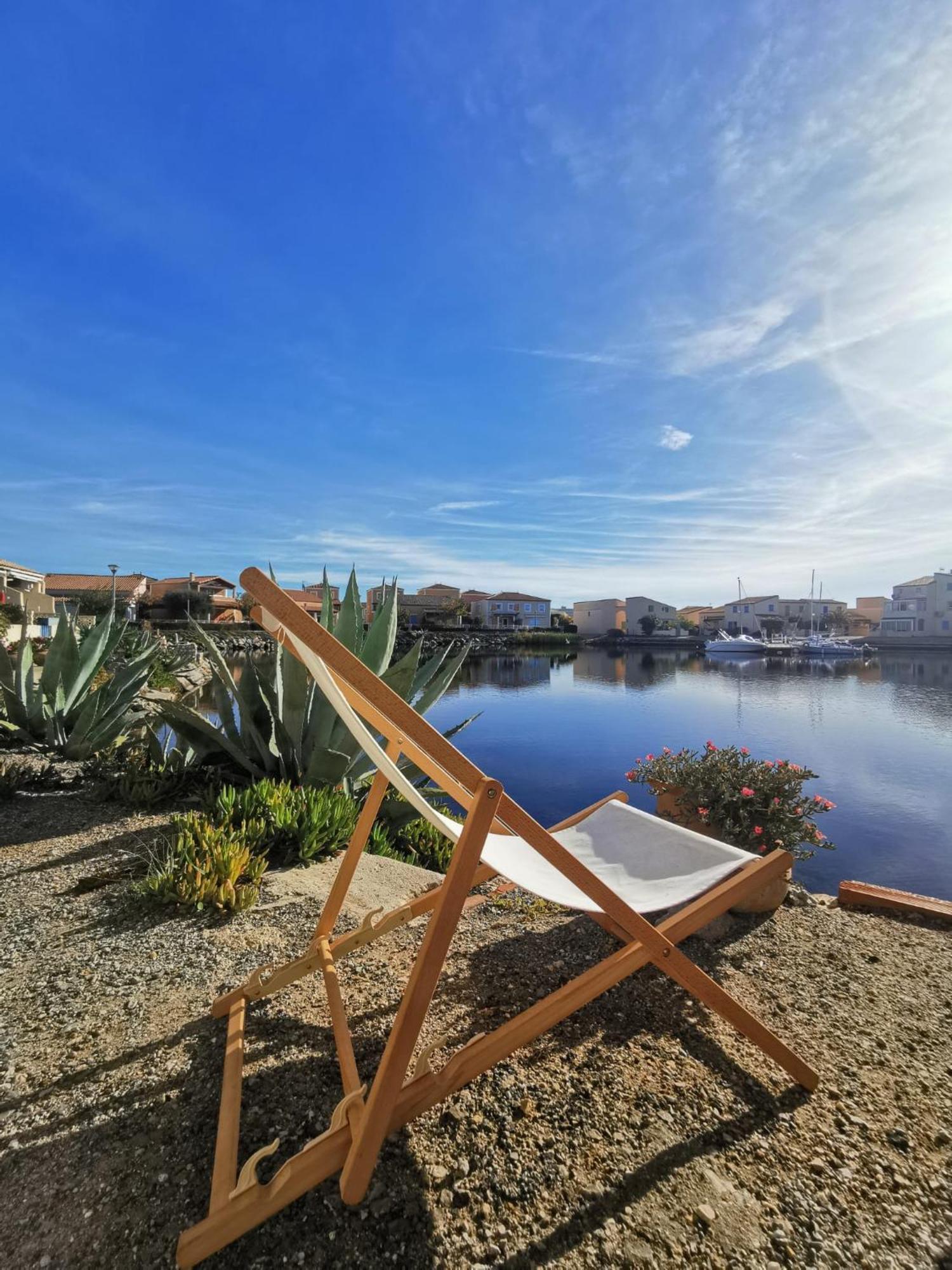Appartement Coup De Coeur Les Pieds Dans L'Eau Le Barcares Bagian luar foto