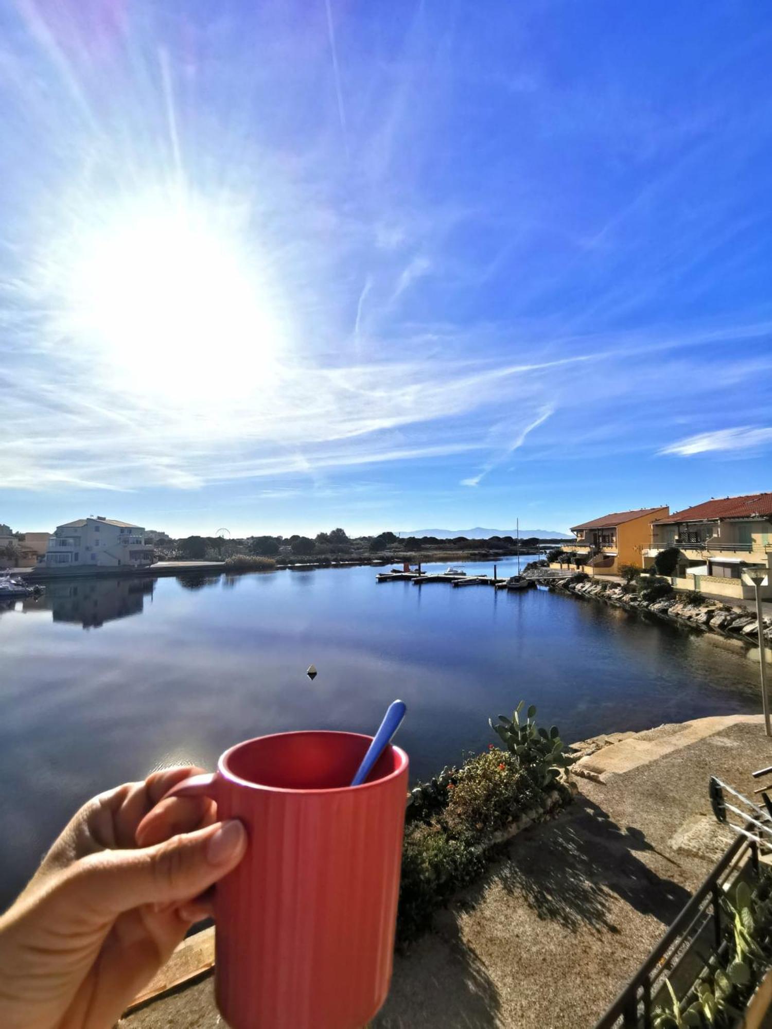 Appartement Coup De Coeur Les Pieds Dans L'Eau Le Barcares Bagian luar foto