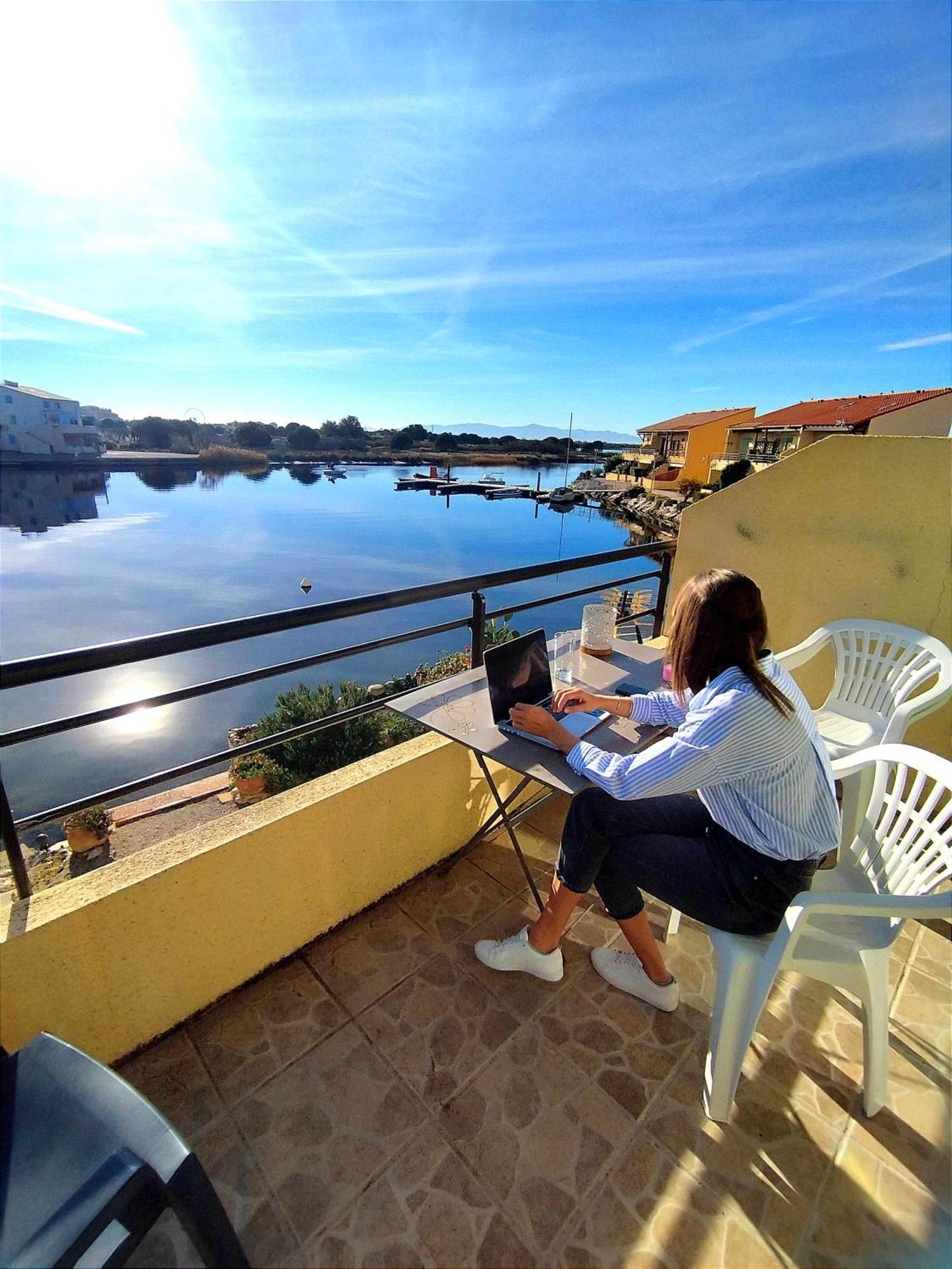 Appartement Coup De Coeur Les Pieds Dans L'Eau Le Barcares Bagian luar foto